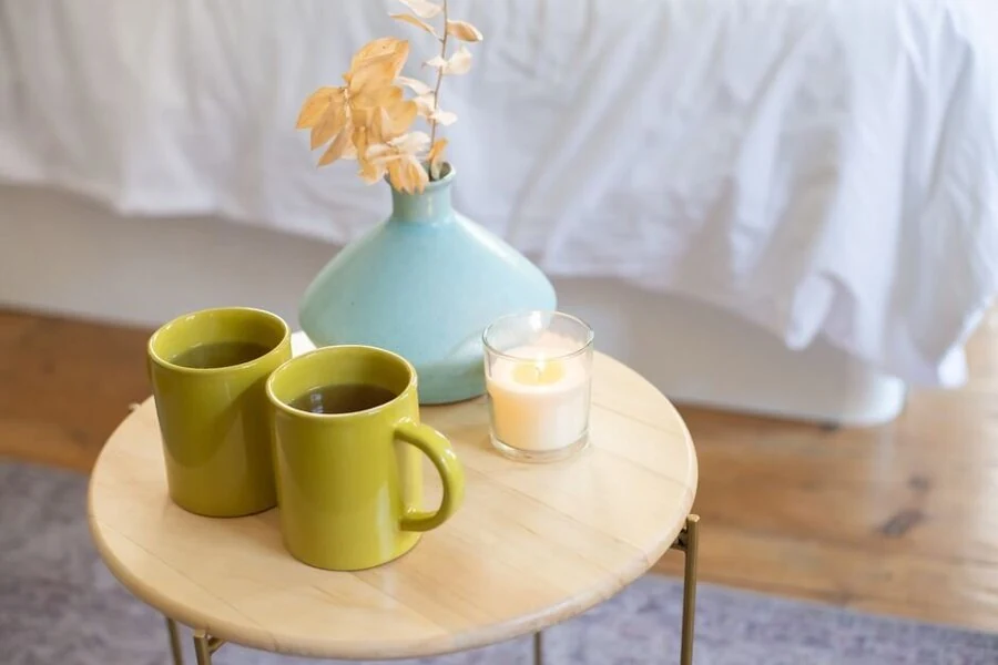 Hình minh họa cho chủ đề: 7 Thói Quen Nhỏ Giúp Bạn Thấy An Yên: Một Mình Vẫn Ổn!
