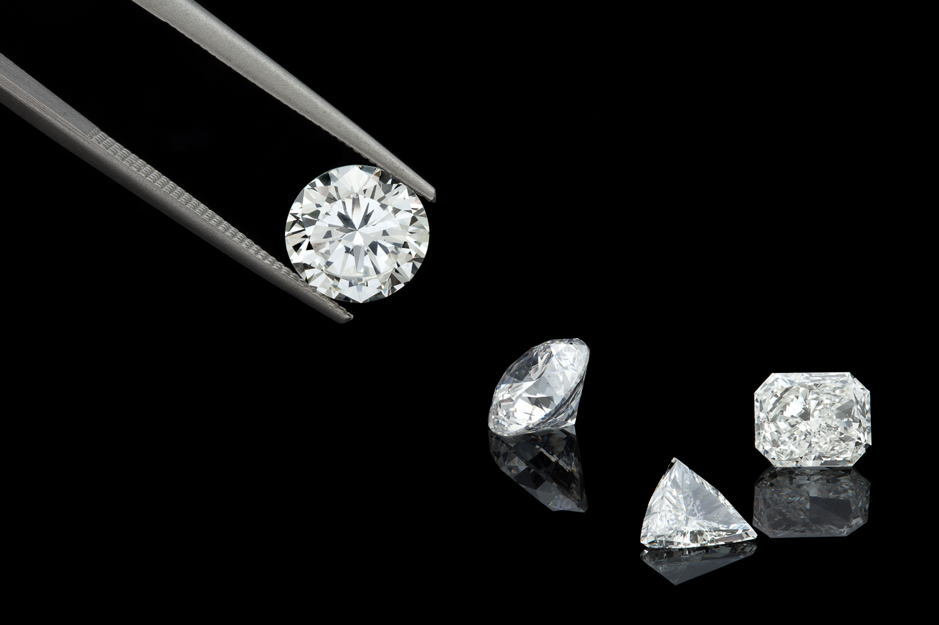 Kim cương còn được ứng dụng trong công nghệ bán dẫn 
