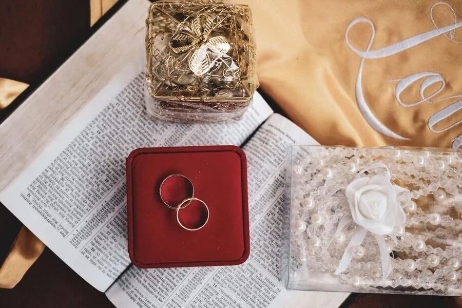 Minh họa nội dung: Nhẫn cưới Titan có bị đen không? Đánh giá chi tiết ưu nhược điểm